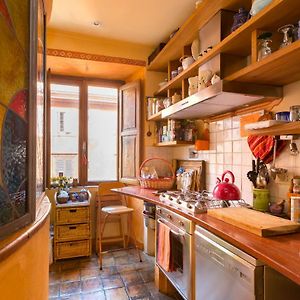 Charming Colosseum Apartment